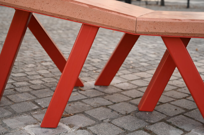 yokyok anamorphic bench