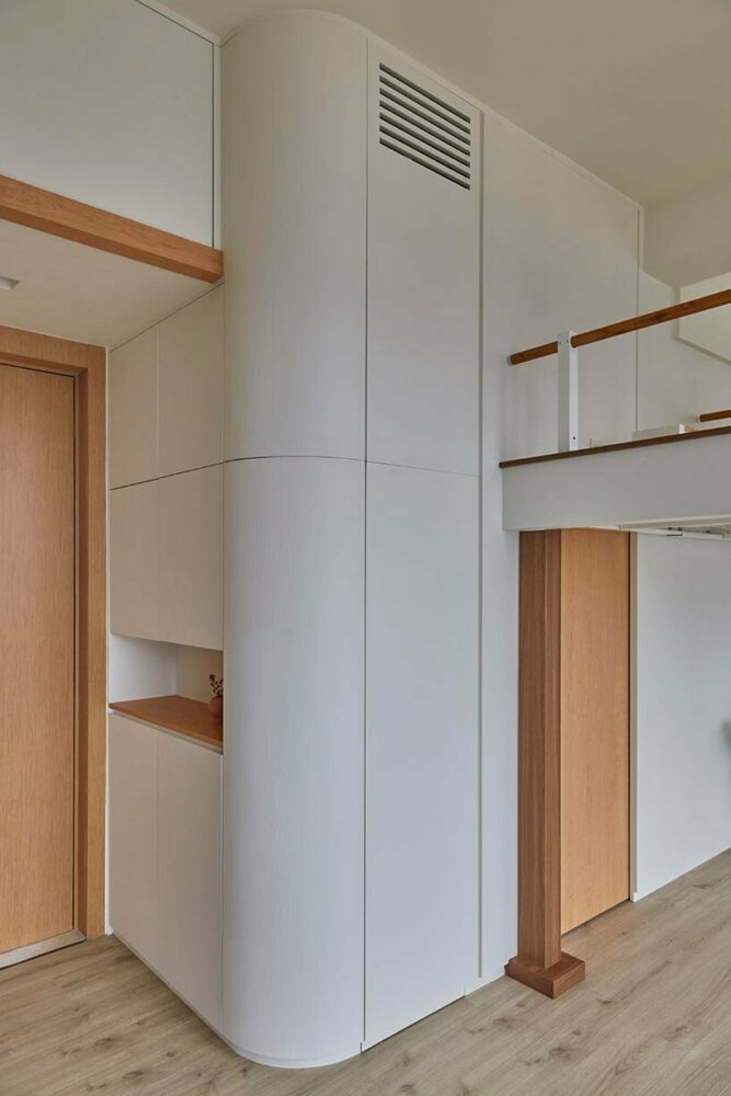 high-capacity storage prevents clutter in an open layout for a serene atmosphere