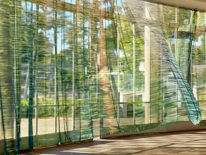 a modern take on Impressionism's quest for the fleeting light