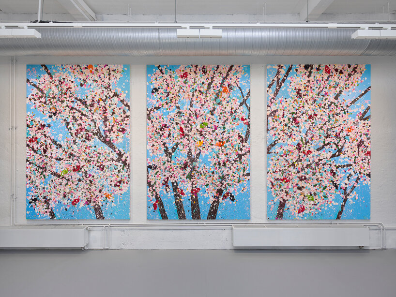 damien hirst's 'the weight of things' explores the interplay of science, life & death at MUCA