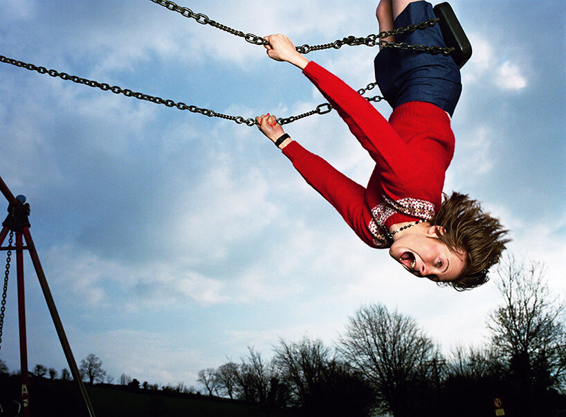 Elaine Constantine – Juliet on Swing, The Face, 1998 