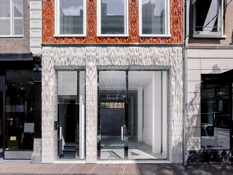 studio rap ceramic house