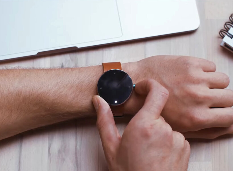 naerwear stund steel watch