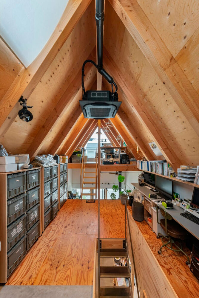 SLOW thoughtfully integrates functionality and design, creating a cohesive retail space