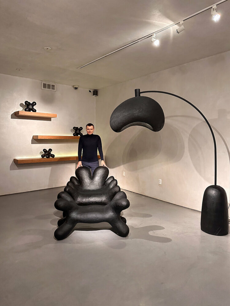 VUSHKA chair and mirror