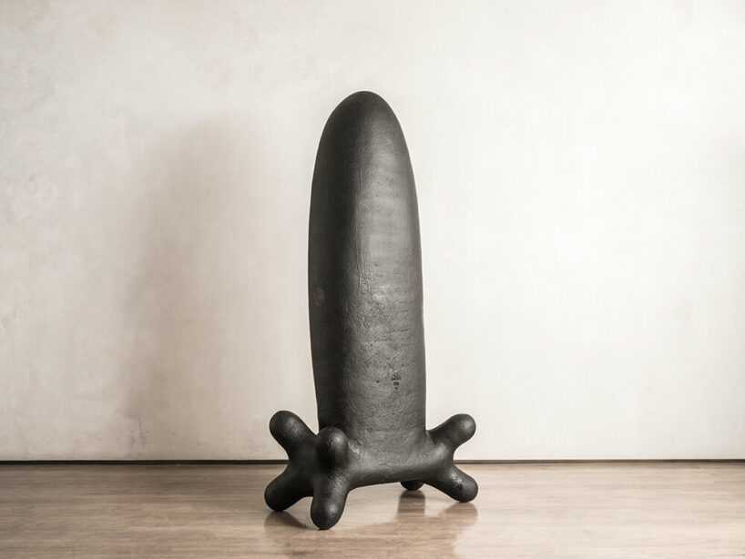 back view VUSHKA mirror