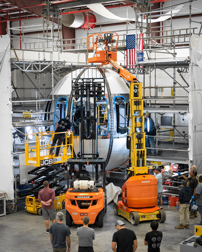 space perspective completes prototype balloon capsule to test carbon-neutral space flights