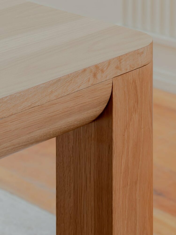 Frankie Dining table detail