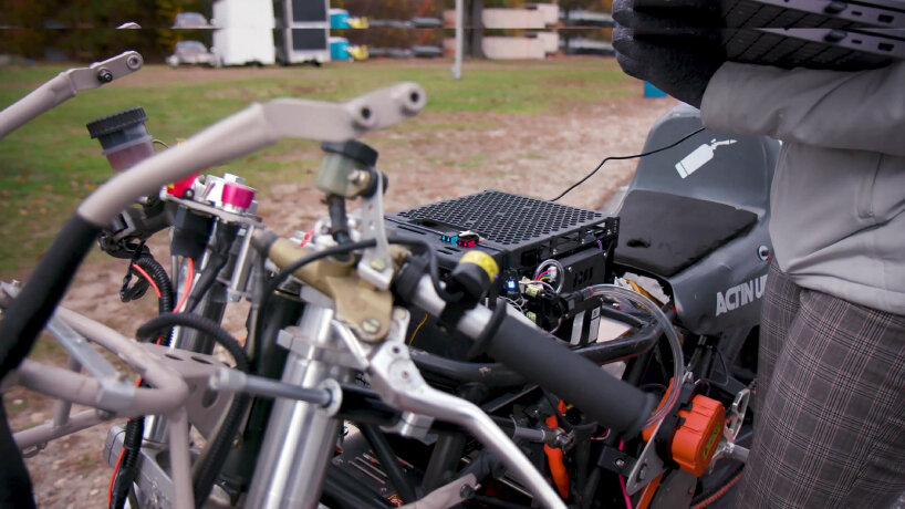 mit open-source hydrogen fuel cell electric motorcycle