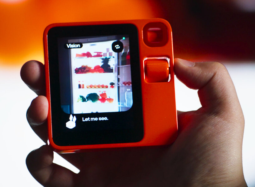 rabbit r1 ai device ces 2024