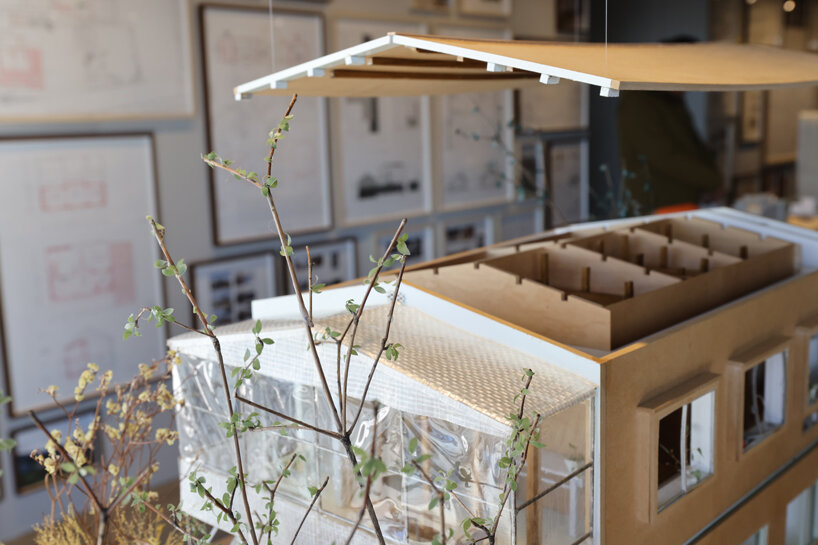 fuminori nousaku & mio tsuneyama's exhibition explores urban ecology at TOTO GALLERY・MA