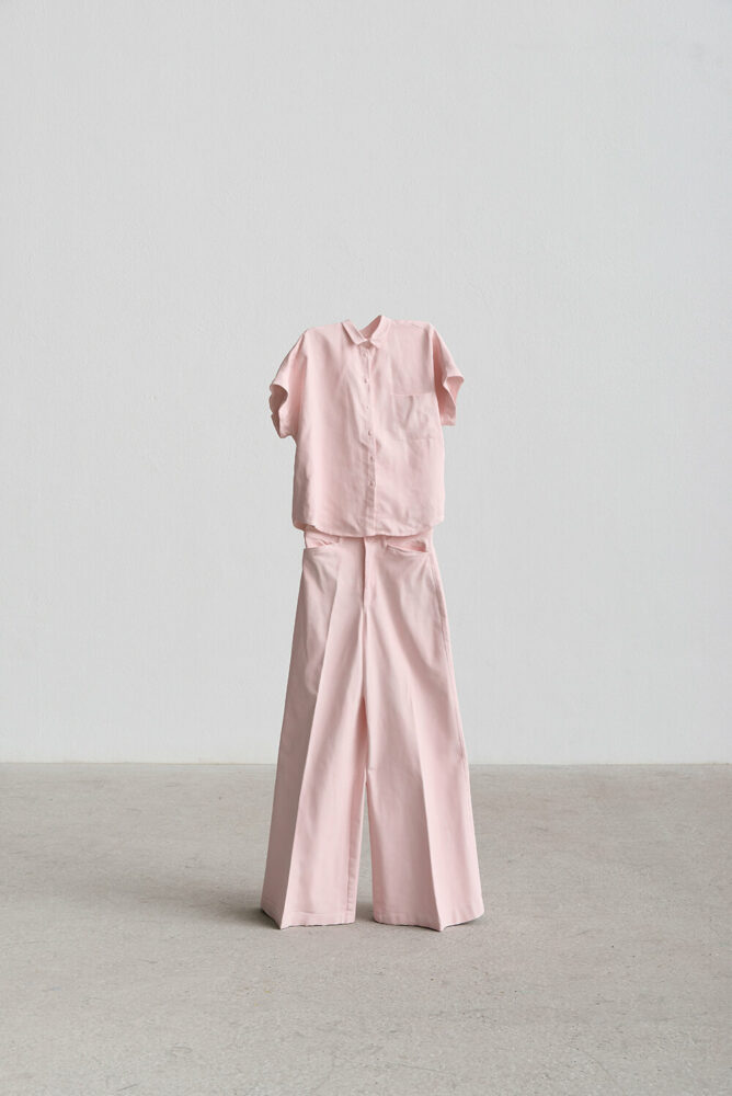 Melancholia (Substitutes) , 2024; aluminium, paint; 158 x 62 x 28 cm; Ed. 1 of 3 + 2 AP | image © Markus Gradwohl