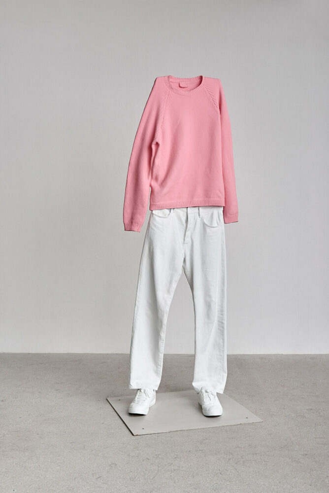 Breeze (Substitutes) , 2022; aluminium, paint; 230 kg; 300 x 110 x 55 cm; Ed. 1 of 3 + 2 AP