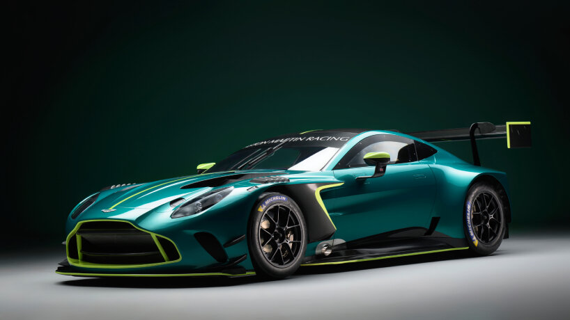 aston martin vantage car gt3