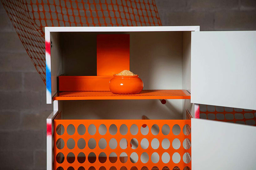 the coop for the conservative hen - detail