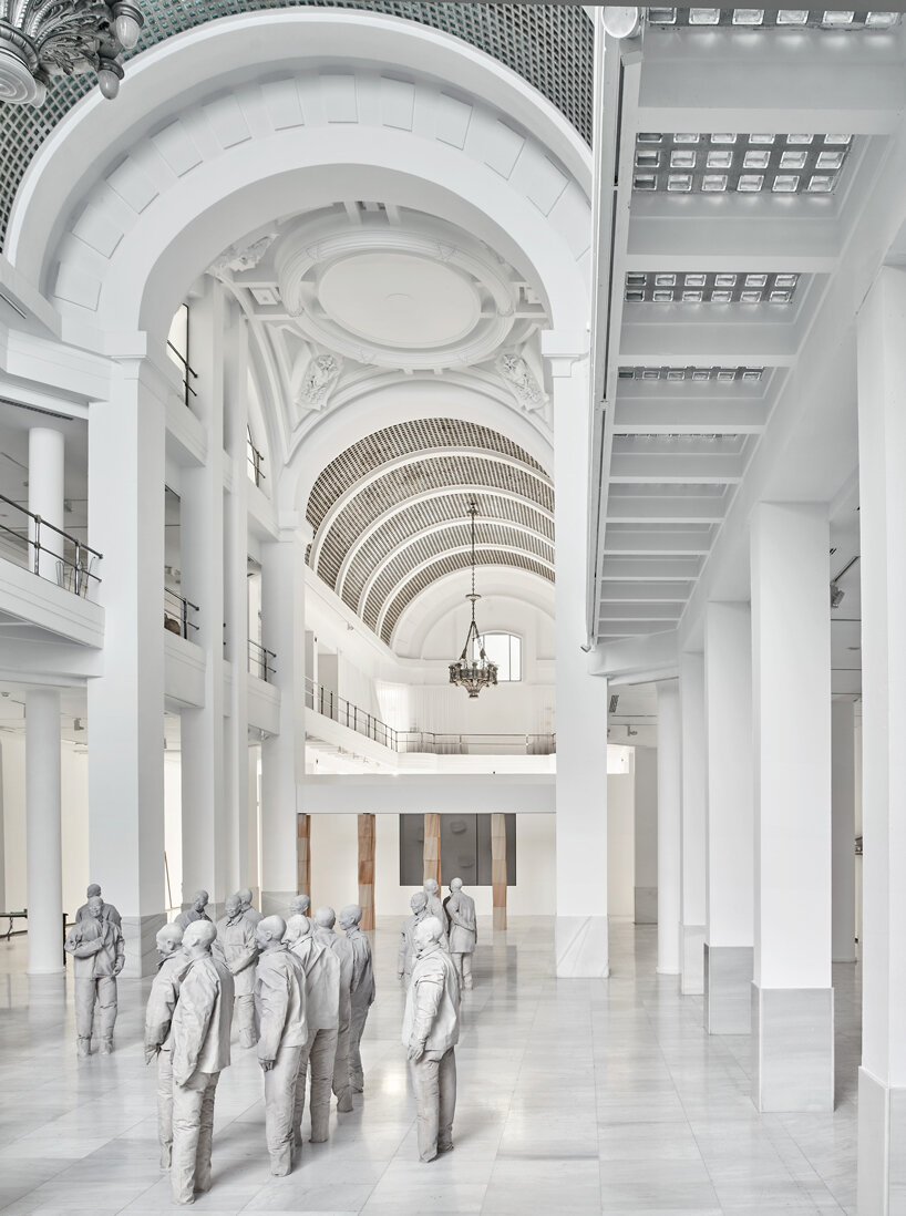 lluís alexandre casanovas blanco restores alcalá 31 exhibition hall to its original charm