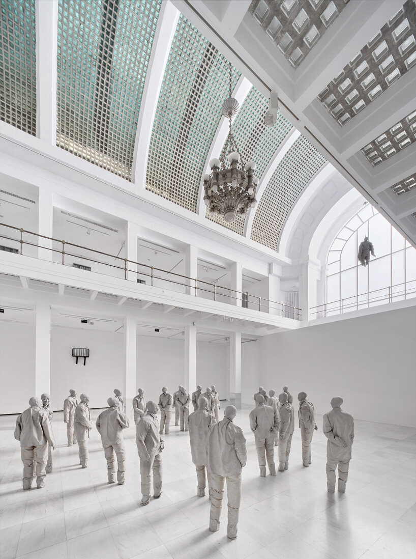 lluís alexandre casanovas blanco restores alcalá 31 exhibition hall to its original charm