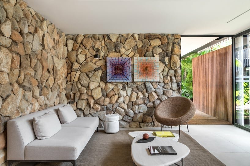 the interior design follows a contemporary language, emphasizing simplicity and sophistication