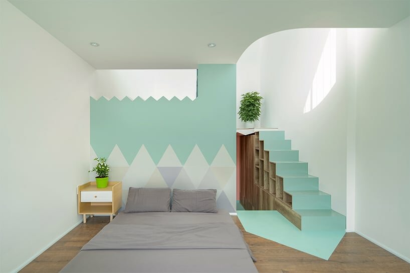 second-floor bedroom for the daughter