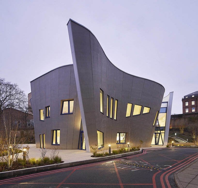 maggie's centre libeskind