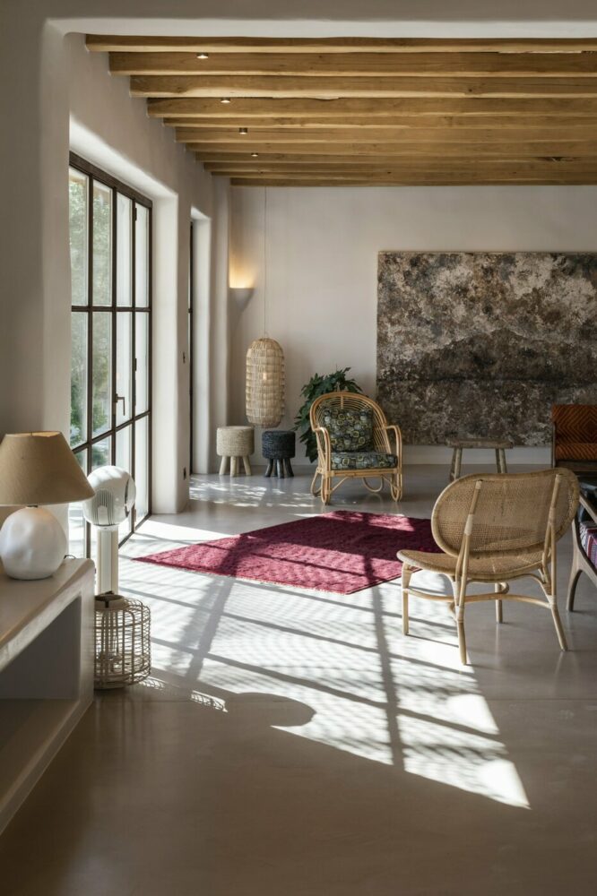 indoor-outdoor connection