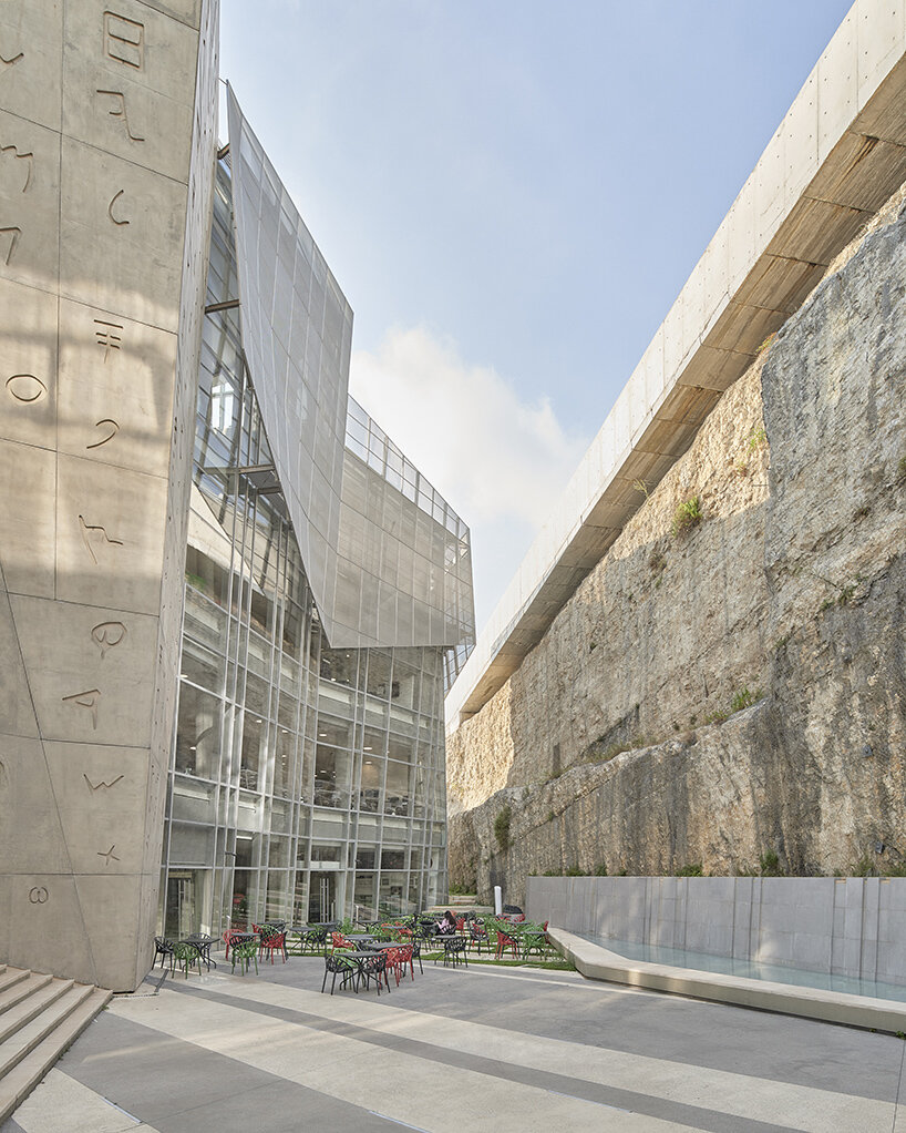 jabbra library jbeil lebanon