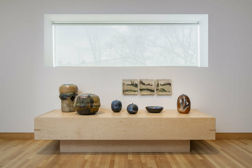 installation view, Toshiko Takaezu: Worlds Within, The Noguchi Museum, New York, March 20–July 28, 2024 photo © Nicholas Knight. courtesy of The Noguchi Museum