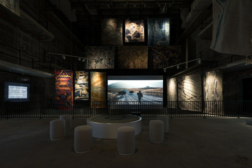 weaving poems gives voice to women carpet artisans of afghanistan at design doha