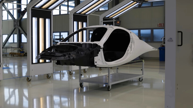 aptera solar power car uae