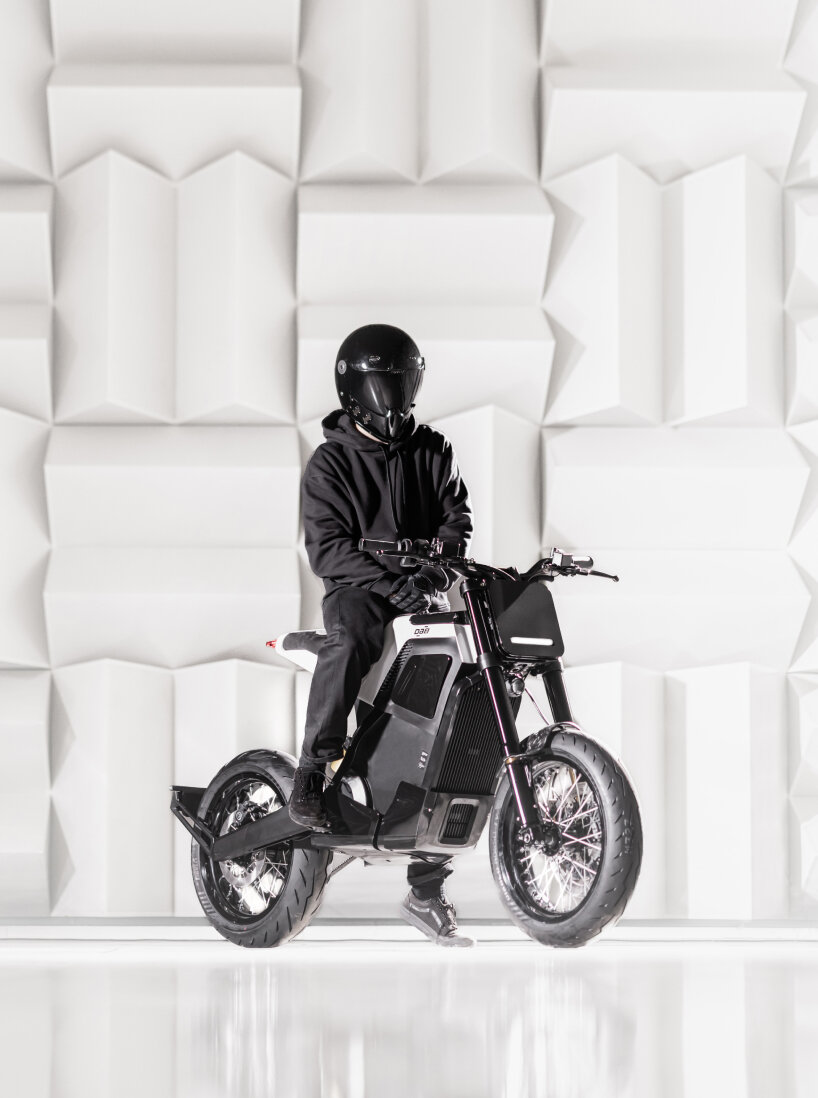 DAB 1α gearless electric motorcycle