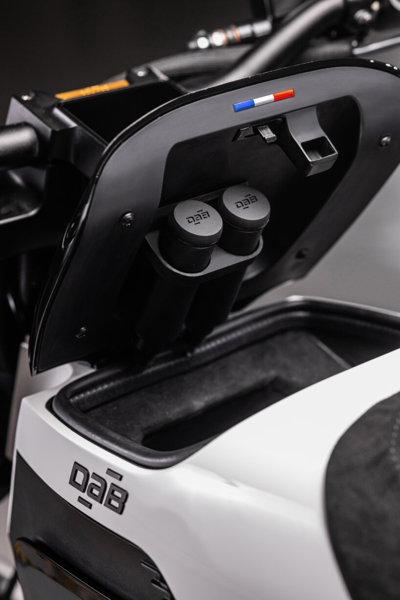 DAB 1α gearless electric motorcycle
