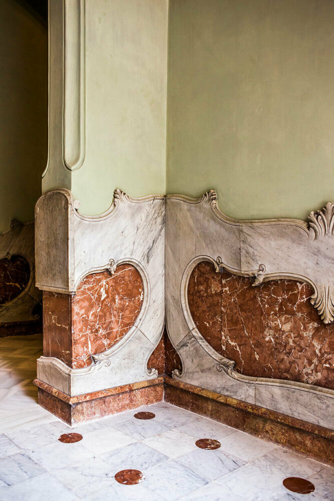 stone sculpture details make the entrance hall stand out