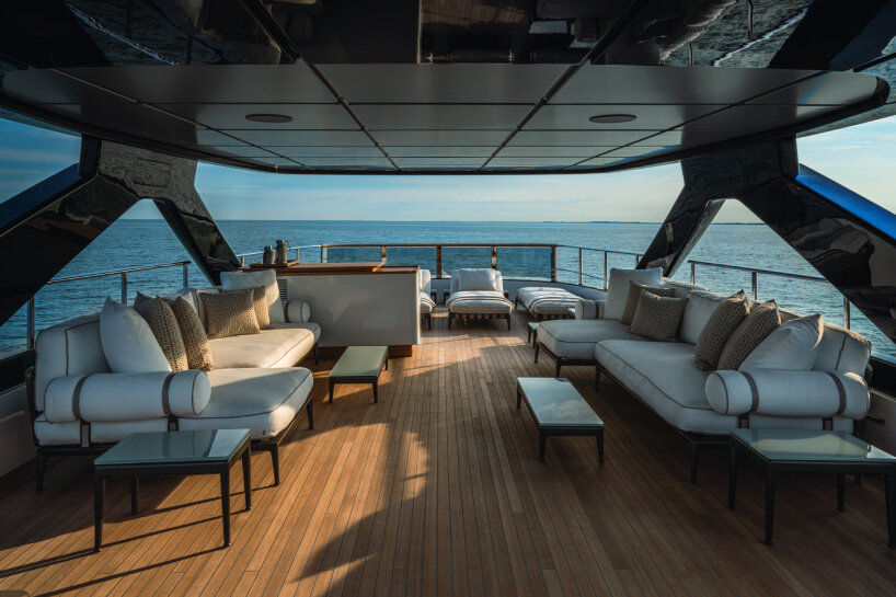 custom line navetta 38 yacht design