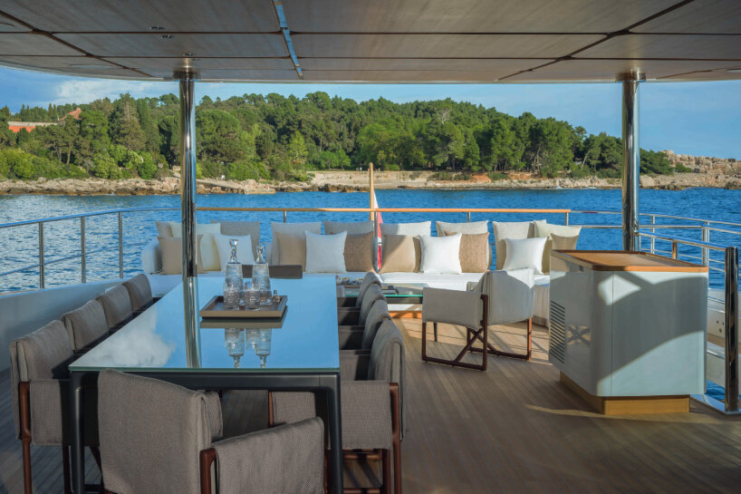 custom line navetta 38 yacht design