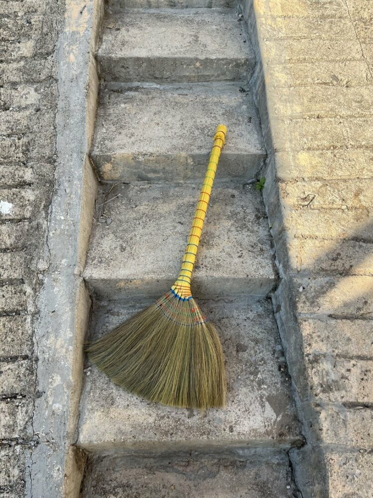 Do hyun Ahn weaves an ode to the traditional Korean reed broom in their debut series