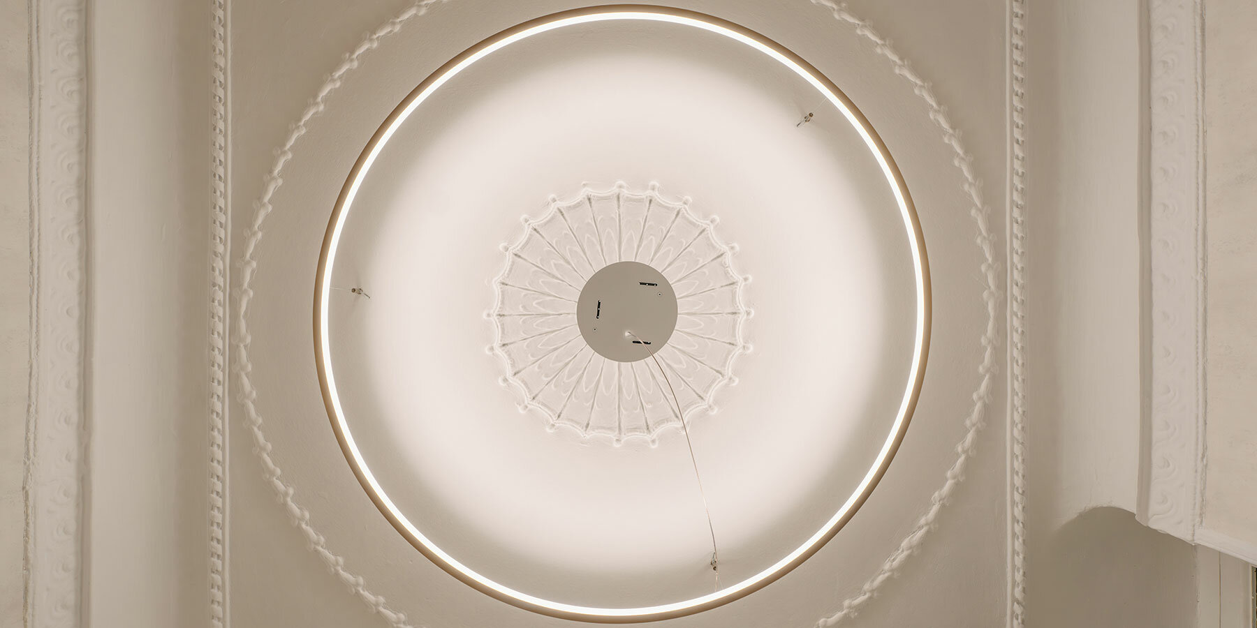eleni-marneri-gallery-in-athens-greece-designboom-1800-02