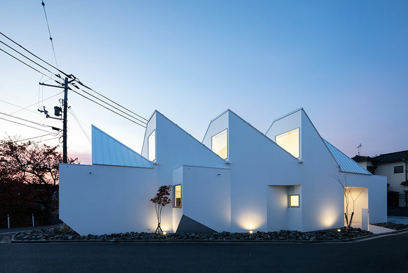 architectural outdoor lighting complements the structure