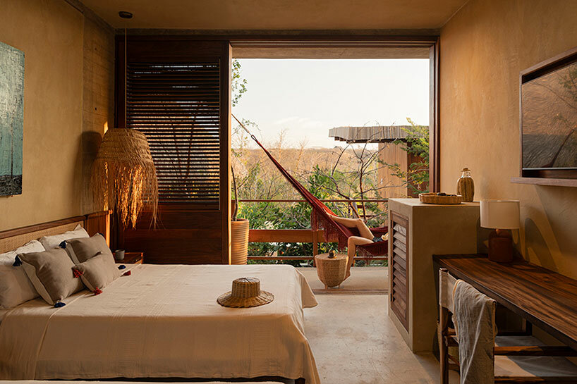 the rooms of the hotel are located in the third volume