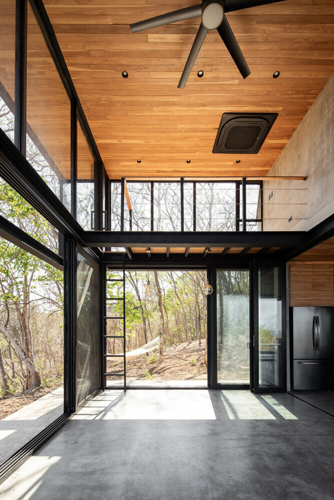 folding and sliding glass doors allow spaces to convert into open terraces with 360-degree views