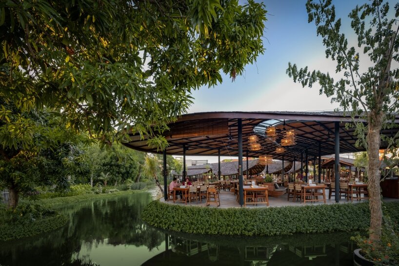 river-like flowing structure by k-thengono breathes new life into balinese restaurant