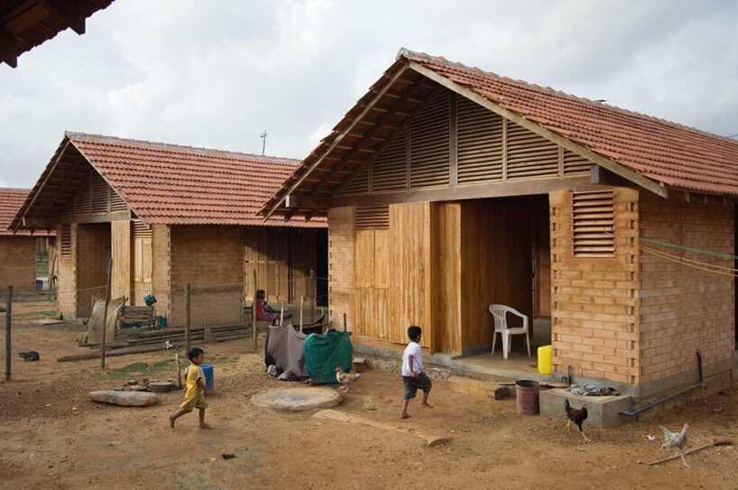 Post-Tsunami Rehabilitation Houses, Kirinda, Hambantota, Sri Lanka, 2007 | image © Dominic Sansoni