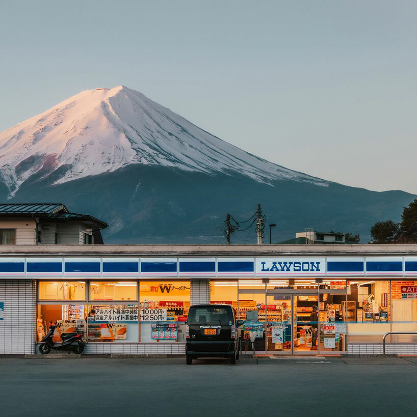 japan installs fence to protect mt. fuji, tourists poke holes to snap perfect photo