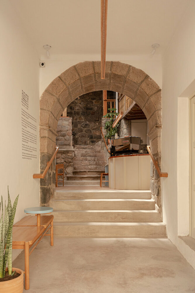 the building was renovated respecting the history of the architecture