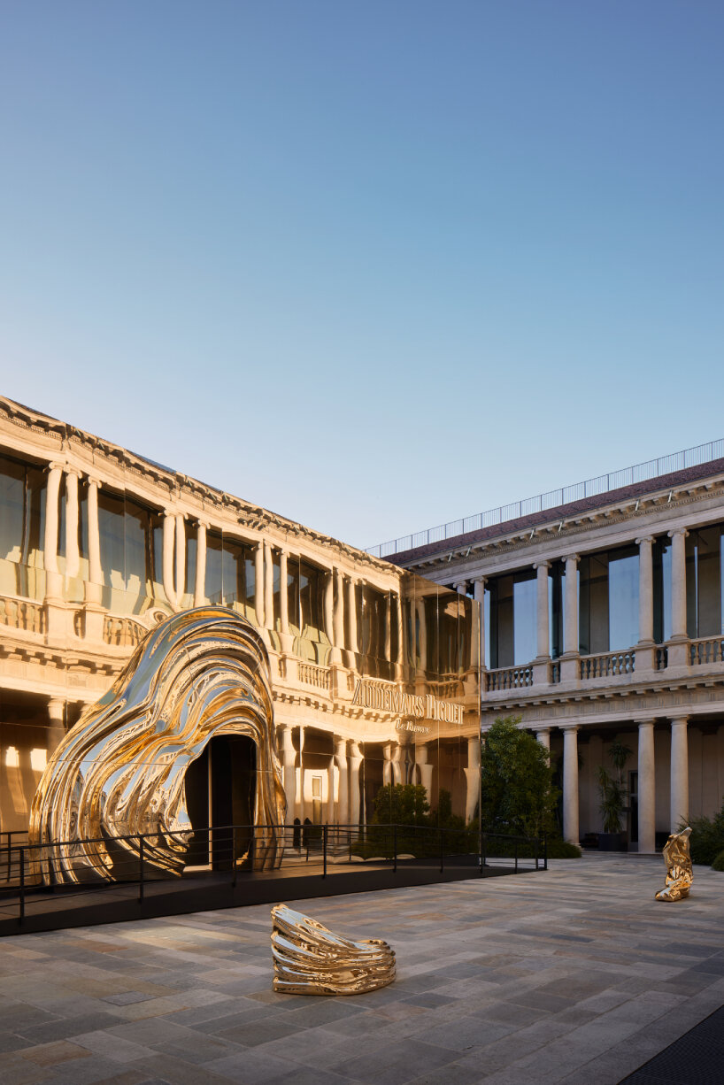 audemars piguet 18-karat gold watch exhibition milan