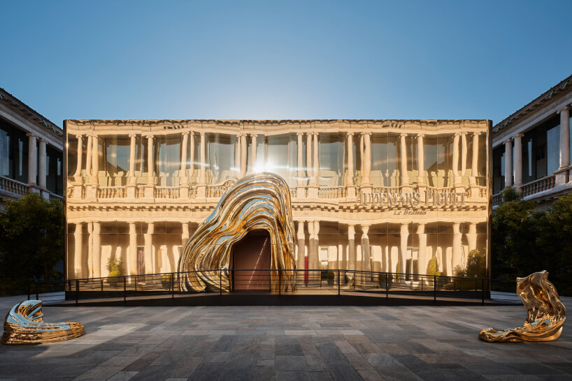 audemars piguet 18-karat gold watch exhibition milan