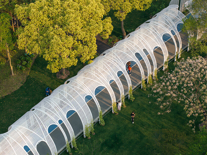 wutopia emerald screen pergola