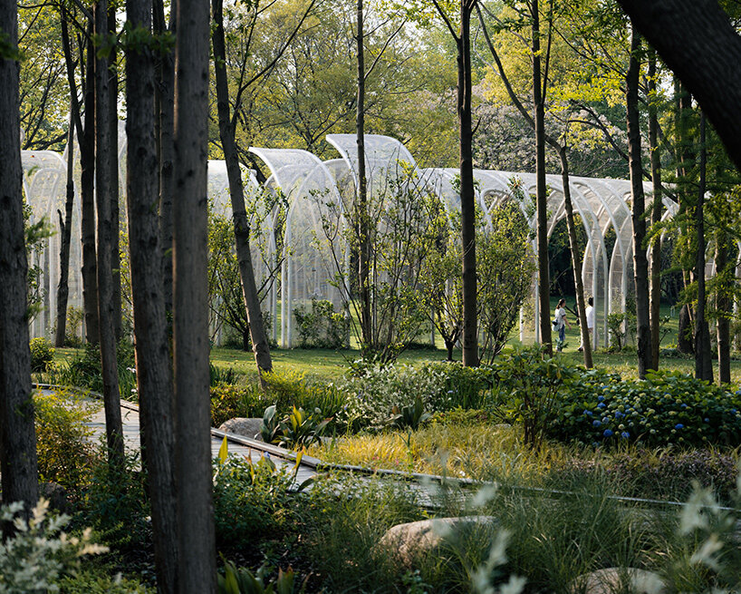 wutopia emerald screen pergola