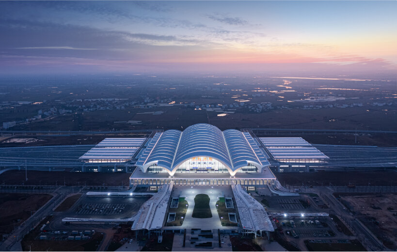 Nanchang East Station and public square