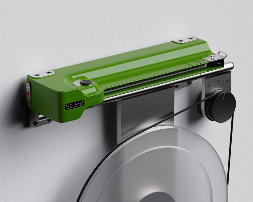 oscar olsson automatic wall-mounted turntable