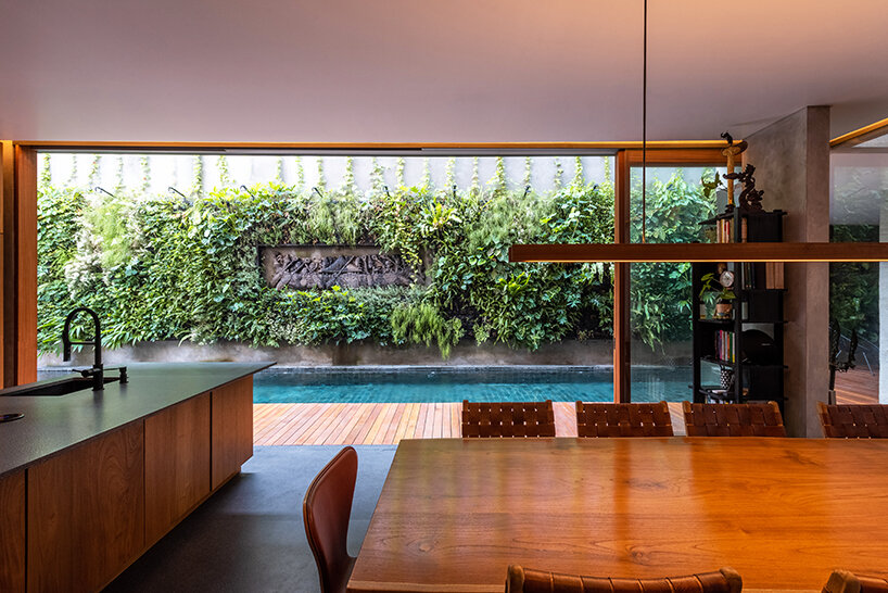 interior spaces open towards the outdoor spaces